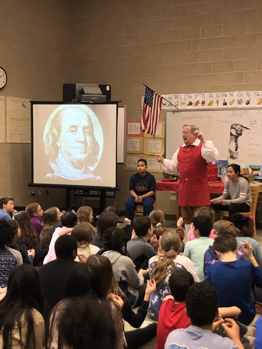 CHBullockSchool's tweet photo. 2nd graders learned more about myths, fables and tall tales and 5th graders had time with Ben Franklin. #CHBProud #CHBpta https://t.co/eYQ5XFXYJ9