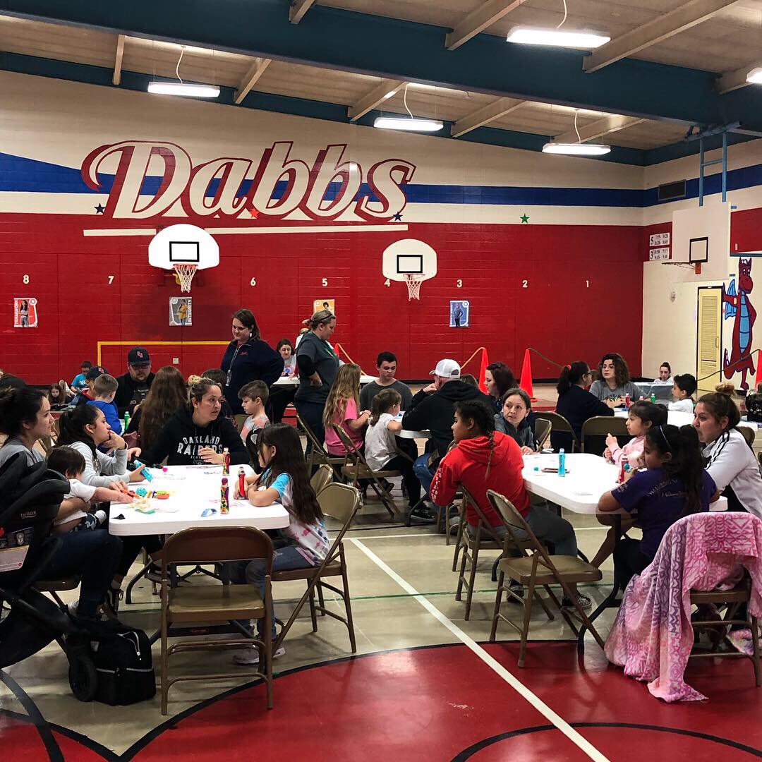 DabbsElementary's tweet photo. Having fun at Dabbs Beach Blanket Bingo night! We got to hear an amazing Dragon Chorus Performance too! @DabbsElementary @dpisd_de https://t.co/rNvBqsNnCL