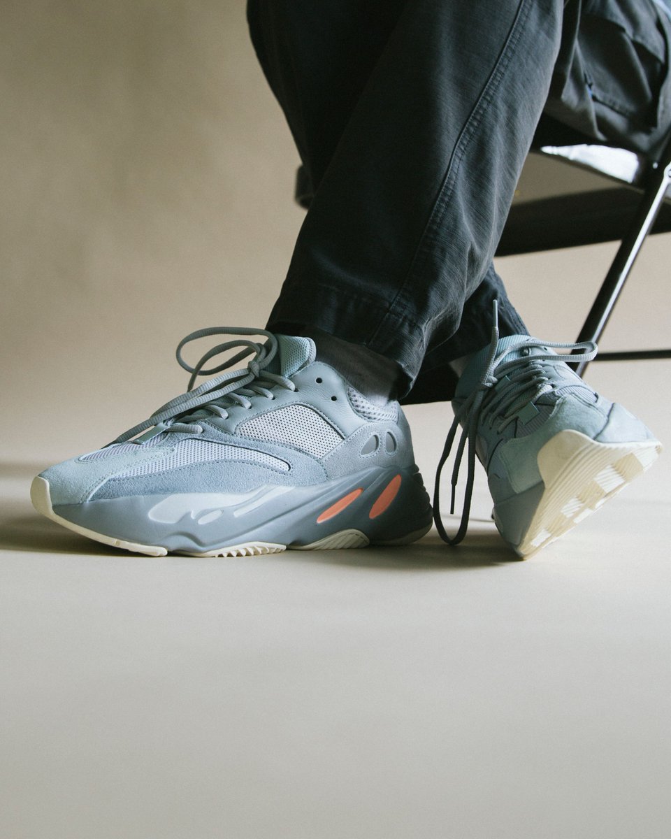 yeezy 700 inertia size 13