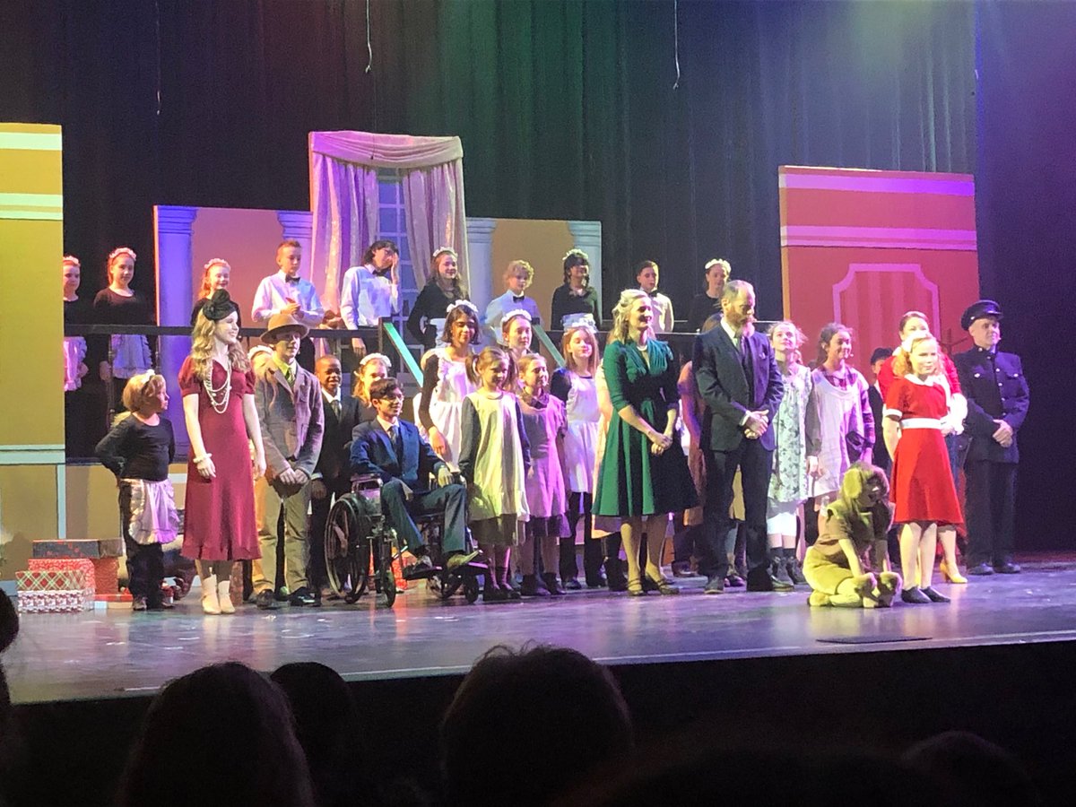 The cast of “Annie Jr” dazzled the audience with their acting and song. A true display of the talent here in NL! Congrats ⁦<a href="/lakecrestnl/">Lakecrest | School of Choice</a>⁩ ⁦<a href="/ahawkins790/">Al Hawkins</a>⁩ and I sincerely enjoyed it! ⁦@MitchelmoreMHA⁩ ⁦@TCII_GovNL⁩