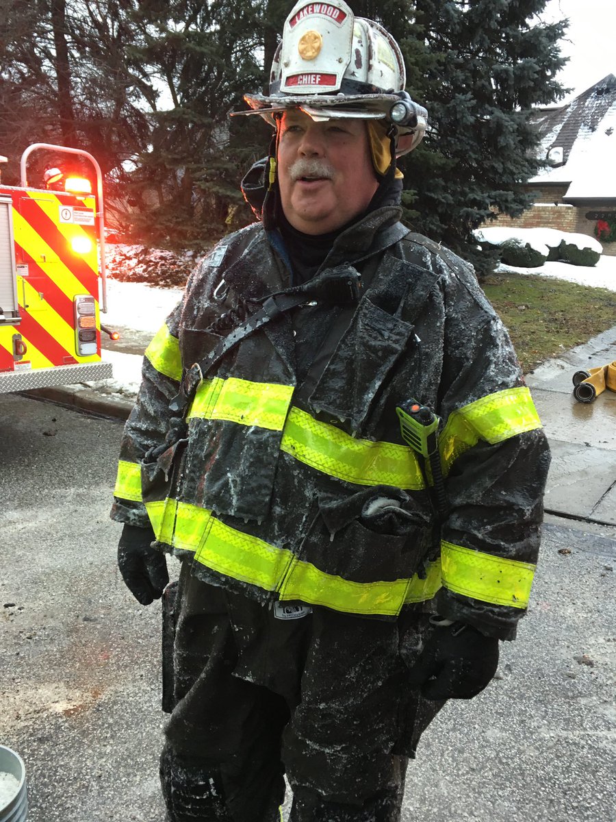 Congratulations to Chief Gilman! Today he celebrates completing 37 years of service with the City of Lakewood, Division of Fire. Happy Anniversary, Chief! Thank you for your service!