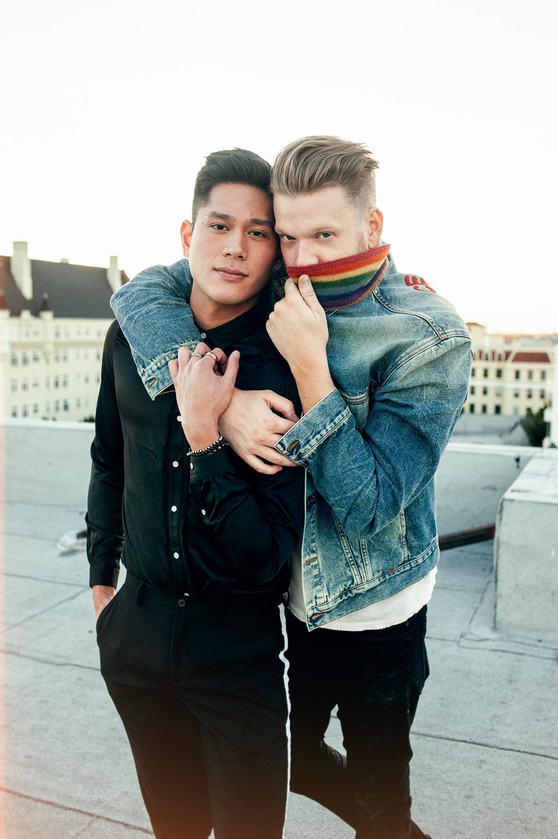 markmanio's tweet photo. I’m the luckiest 🌈 https://t.co/jQYmdhsQun