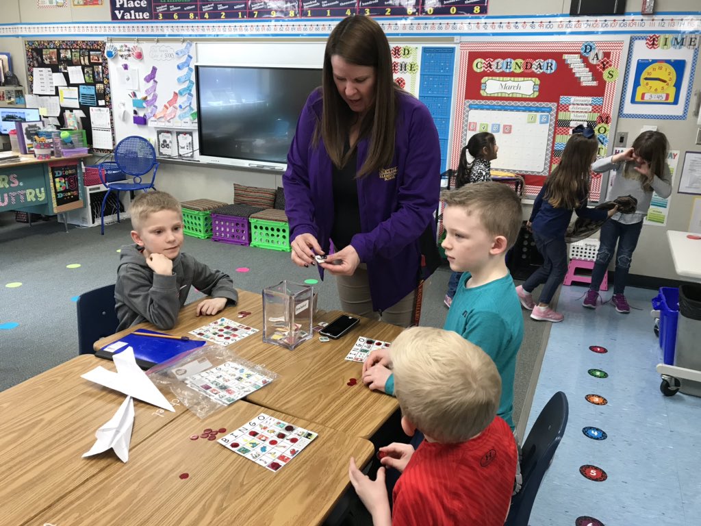 LButtry1's tweet image. We’ve had a great time celebrating Dr. Seuss’s birthday! Thanks to @WCUSD15Supt and Mrs. Swaney for adding to the fun! #connectses #bulletpride