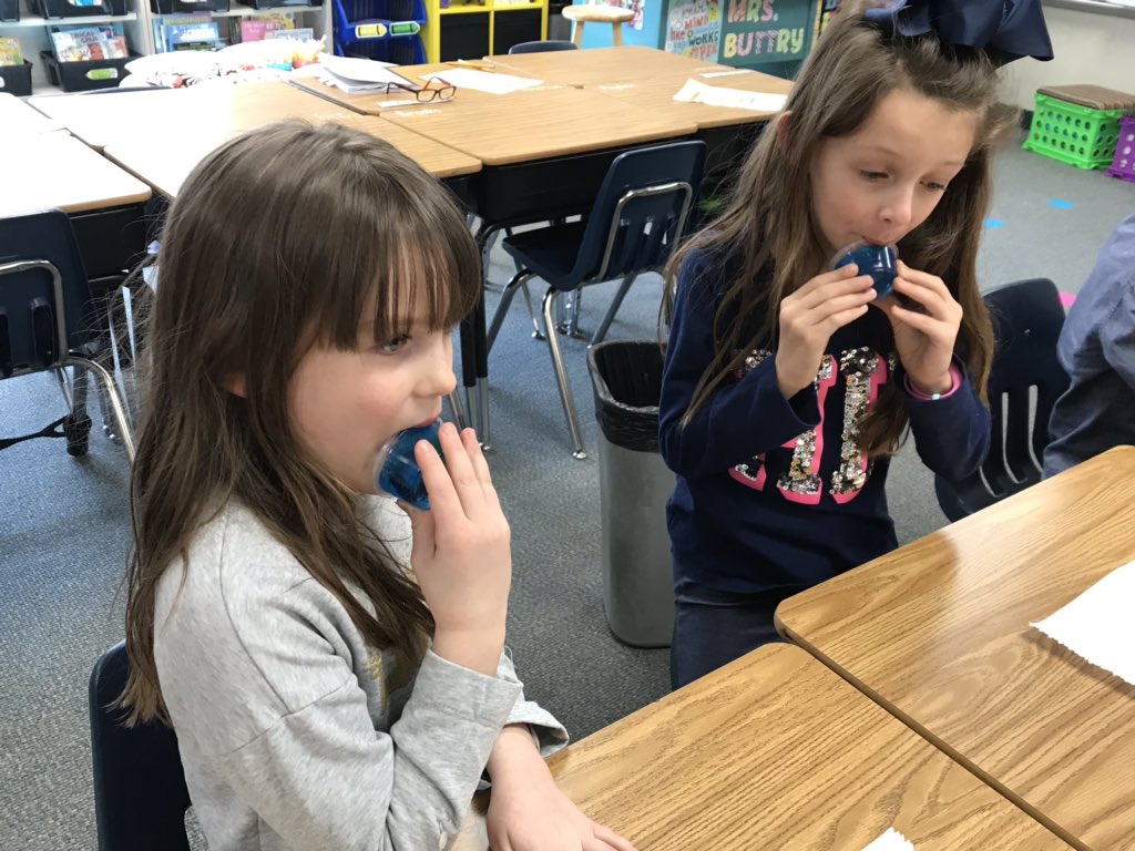 LButtry1's tweet image. We’ve had a great time celebrating Dr. Seuss’s birthday! Thanks to @WCUSD15Supt and Mrs. Swaney for adding to the fun! #connectses #bulletpride