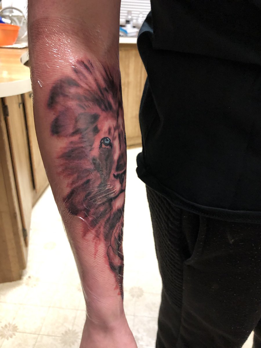 DavidRMany's tweet photo. my first tattoo what do you guys think https://t.co/2cwo9rZrv8