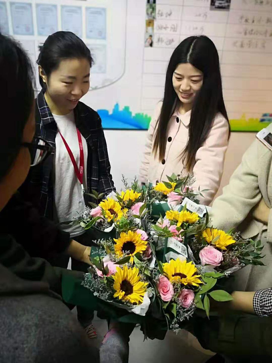 Vacuum_meter's tweet photo. Today is International Women's Day and send the best greetings and wishes to all the women.  #MEMSPAchat https://t.co/qBFoeCViry