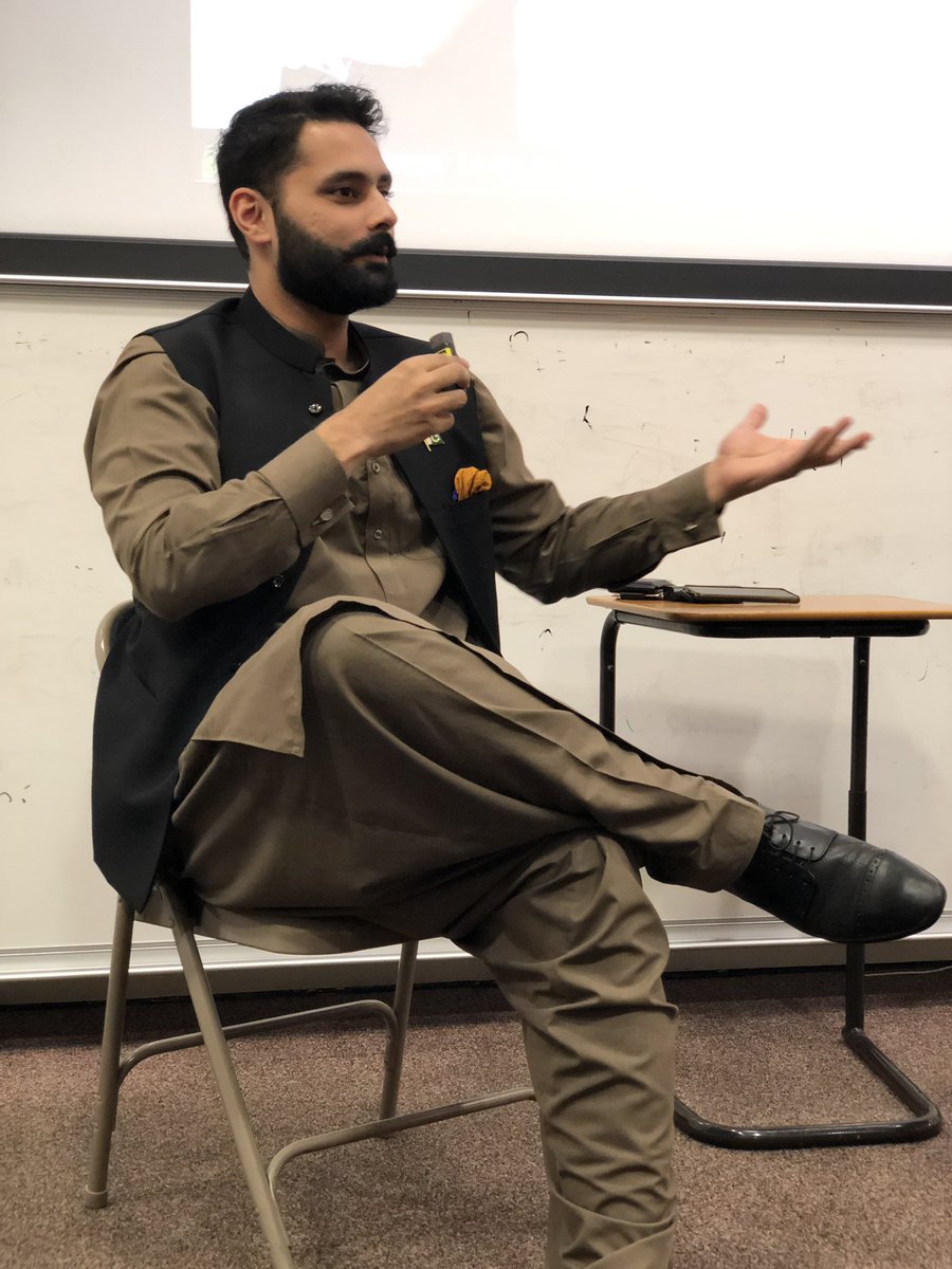 It was a pleasure hosting <a href="/MJibranNasir/">M. Jibran Nasir 🇵🇸</a> at UCL! Thought provoking discussion with the audience on freedom of speech, democracy and the digital space. 

Make sure to join us again at Porchester Hall this Saturday, 8th March for the Grand Finale of @safpakistanweek 🇵🇰