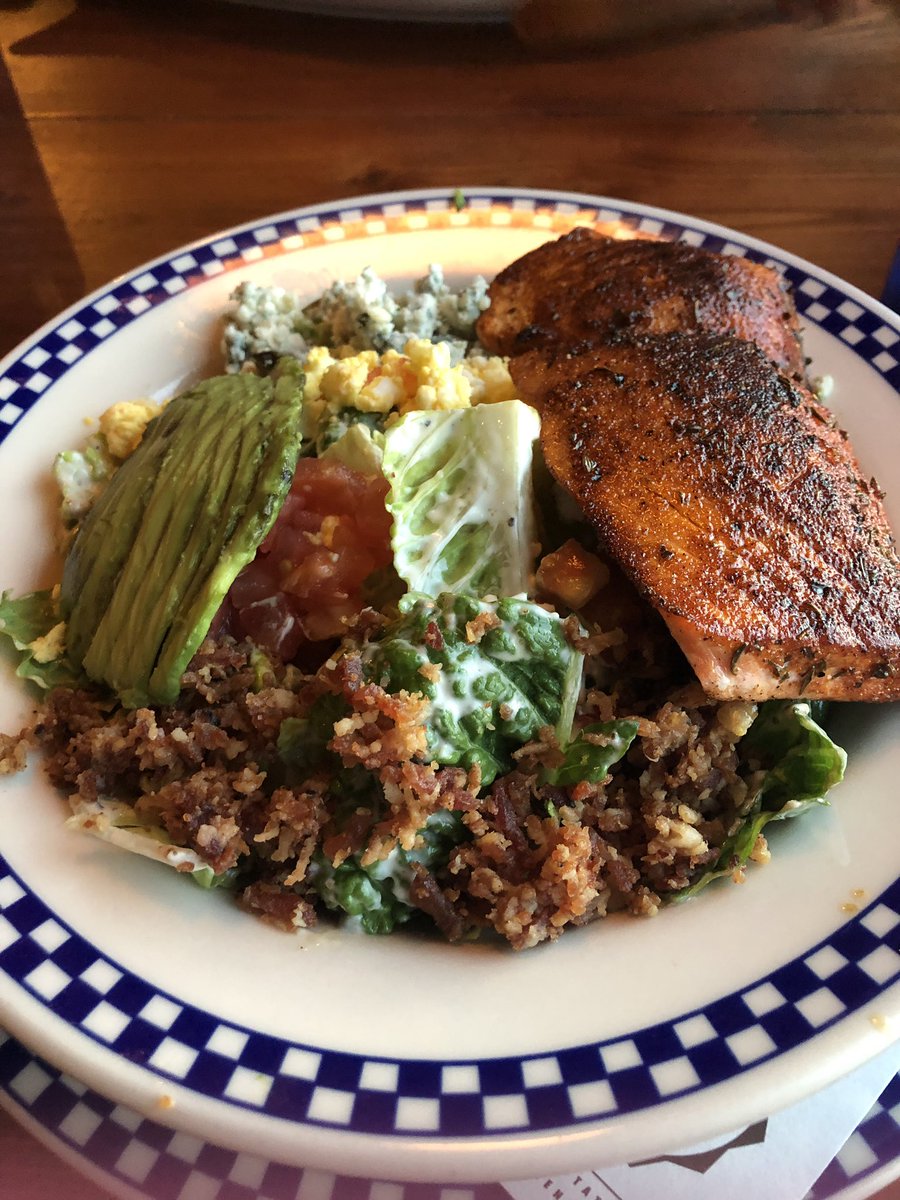 audreyandray's tweet photo. Beautiful Blackened Wild Salmon Ty Cobb Salad @dukeseafood #Bellevue ! Delicious food and wonderful service! https://t.co/5v46TjT2OF