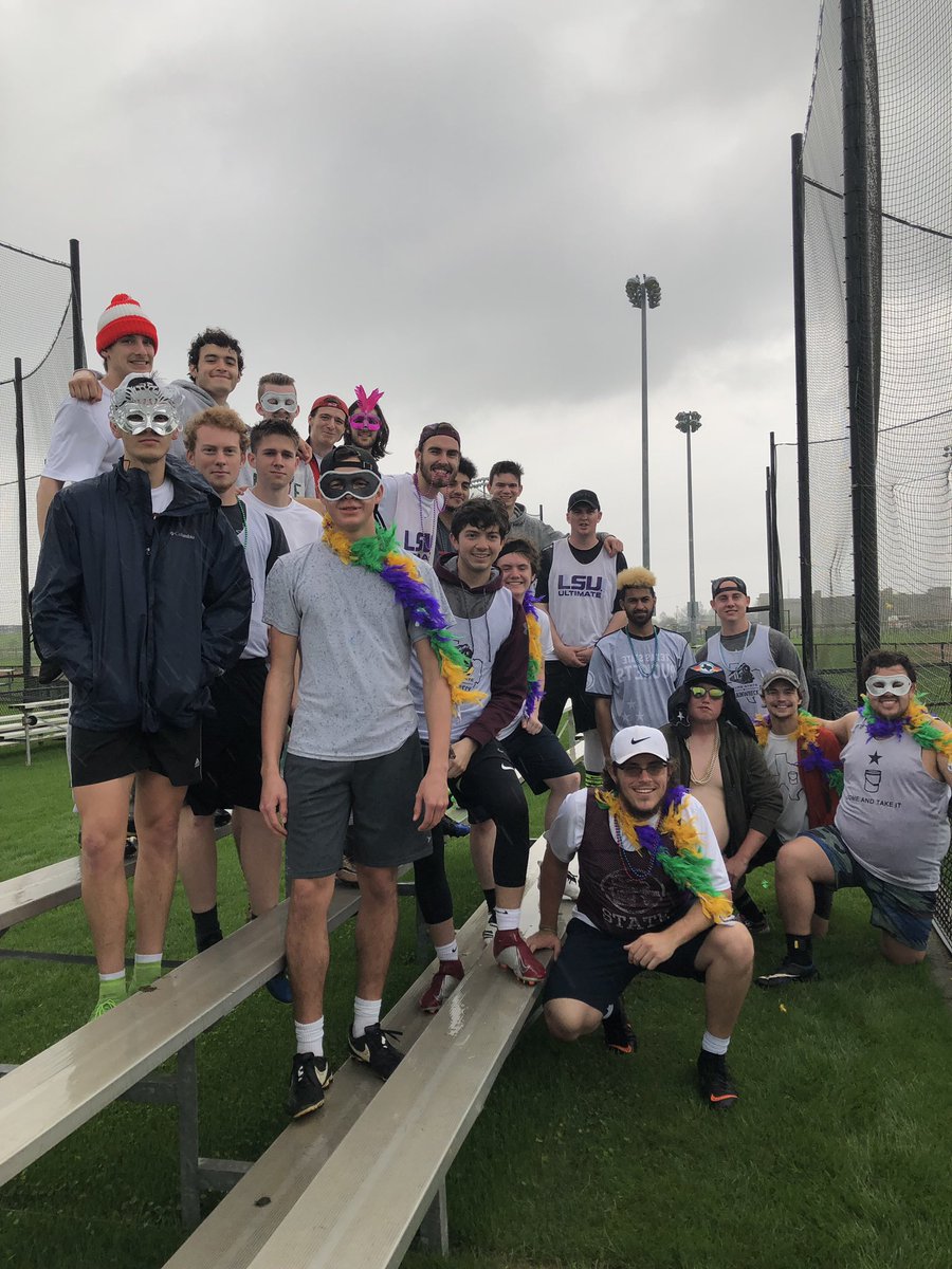 TxStDumpsUlti's tweet photo. We got a few dubs, and Mardi Gras was as dirty as you’d expect it to be. #Dumps2019 #mardigras https://t.co/d6tfvLAmlU