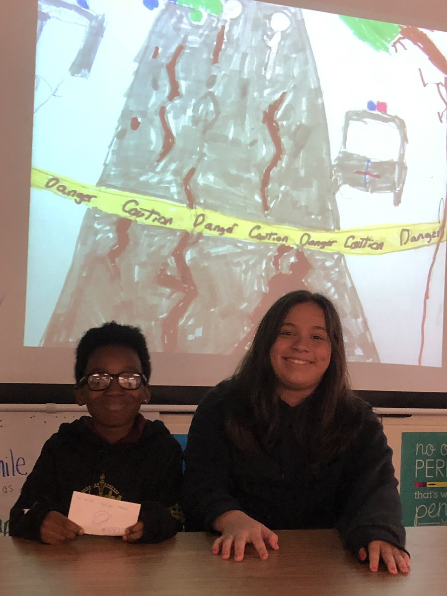 MrsB8sEES's tweet photo. Future Meteorologists!!!  We rocked Severe weather reports! #eesrockstArs https://t.co/26U6TtNR2g