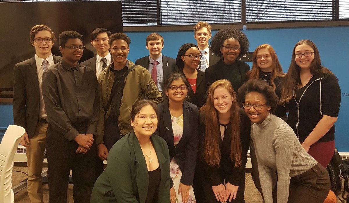 Pattonville_db8's tweet photo. Day 1 of @speechanddebate @EastMO_NFL Districts. Good luck and have fun! #debatelikeapirate #districts2019 #Districts19 https://t.co/pBUY2vtKtb