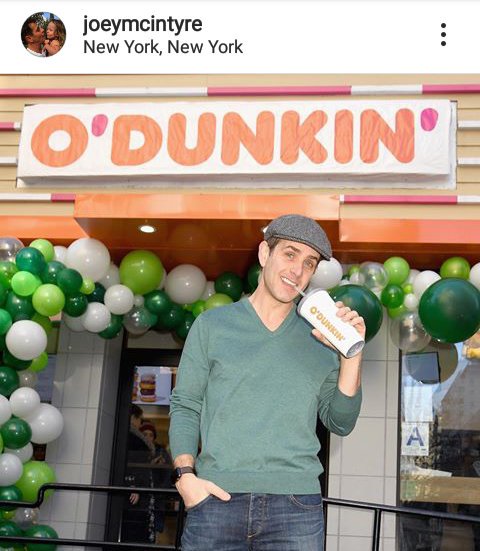 RockinRachi92x's tweet photo. Part 2! 💗🍀🌈☕🍻😋 #DnDs #Sponsor #JoeyMcIntyre #NKOTB #MacThread https://t.co/Pm4I8boNxN