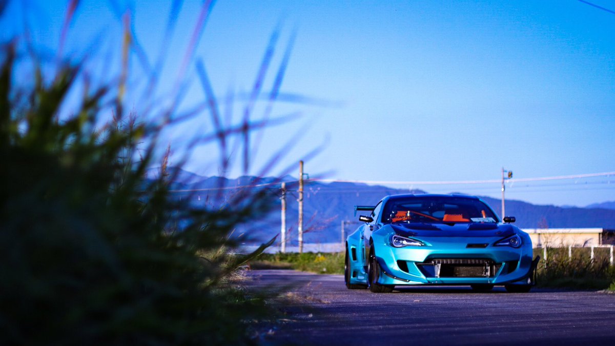 最近、ラディアントグリーンメタリック全塗装増えてきたなぁ。 ウチ