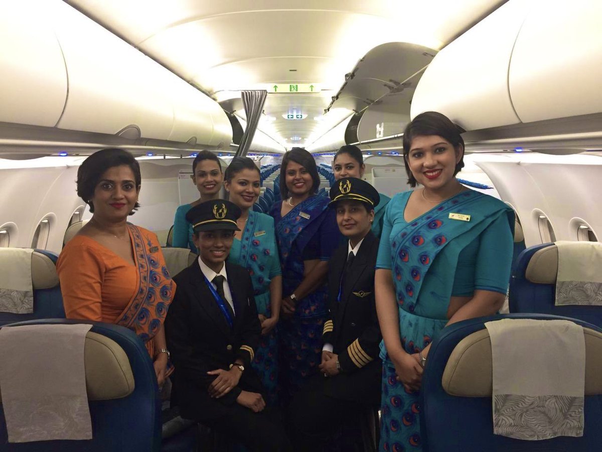 AzzamAmeen's tweet photo. SriLankan Airline's operated its first all female crew flight from Colombo  to Singapore and return,  UL306 /8th March’19 landed in Singapore a short while ago #IWD2019⁠ ⁠ #WomensDay https://t.co/S999ea6l96