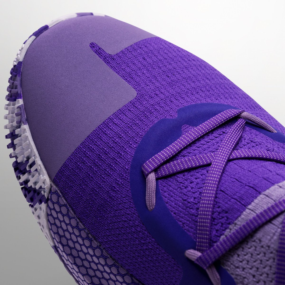 ComplexSneakers tweet picture