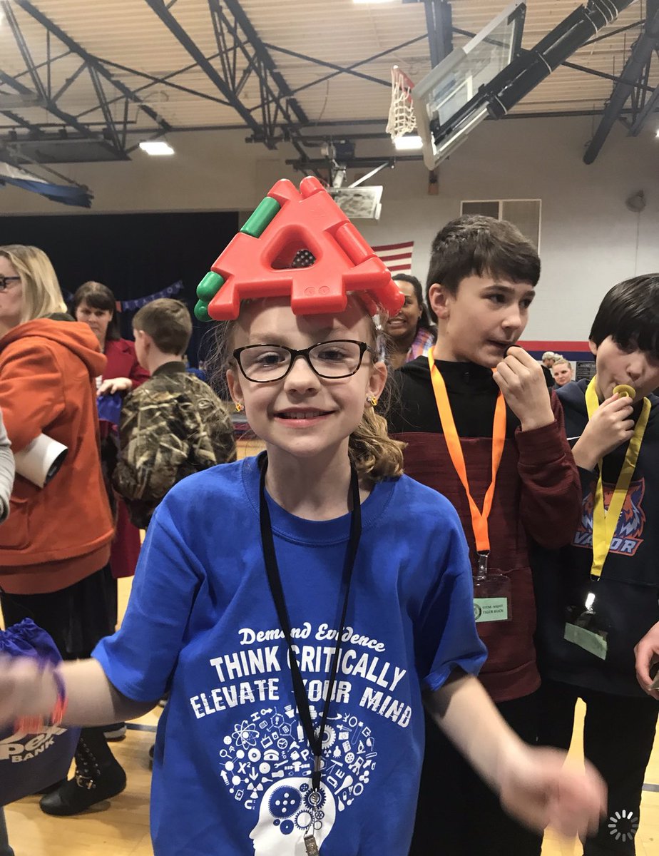 wcsWES's tweet photo. More from STEM night! https://t.co/QjWpOiJXMH