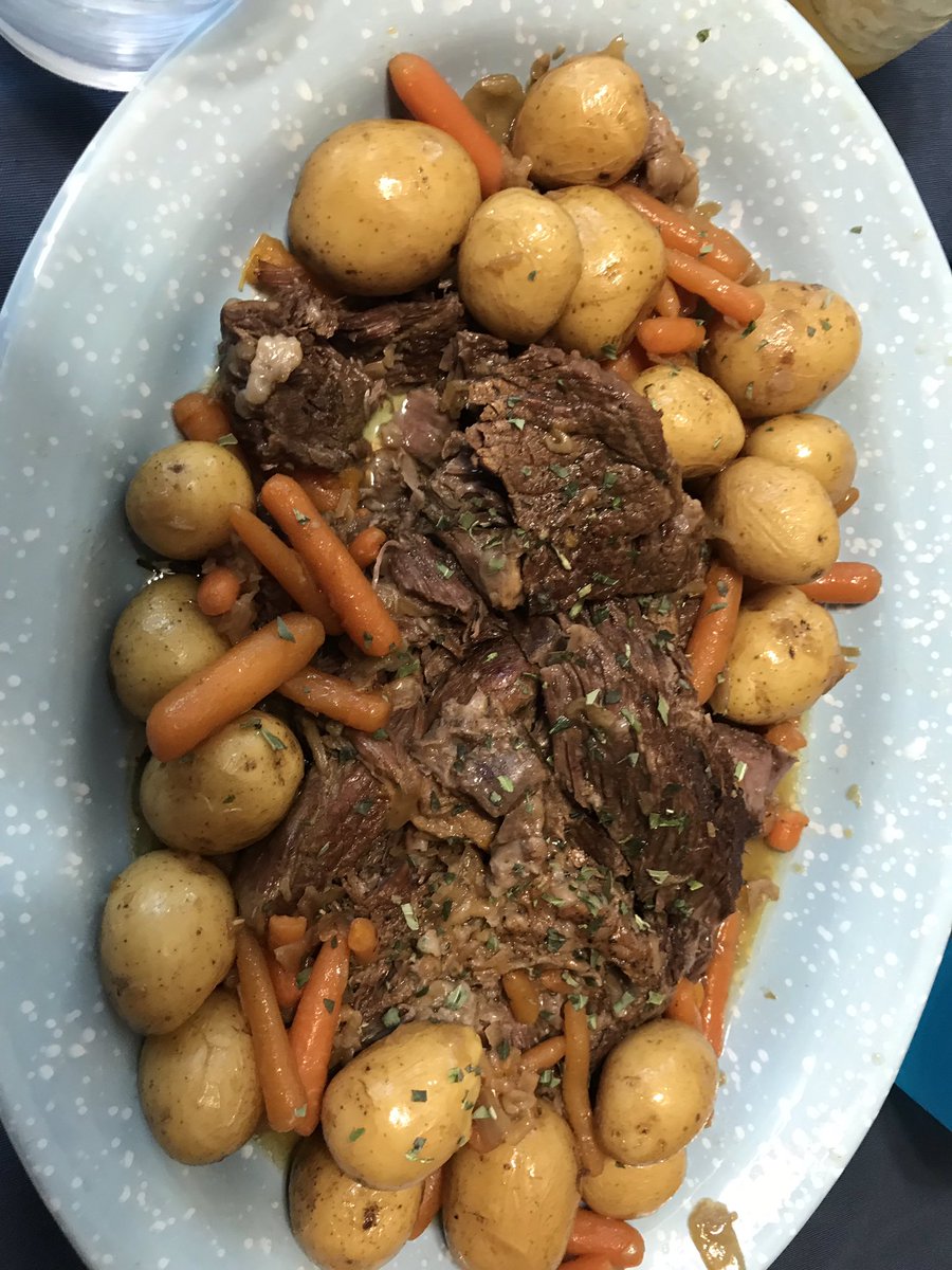 BNL_Gruenke's tweet image. I came home to dinner and a clean house! #livingthedream #alwaysworkfromhome