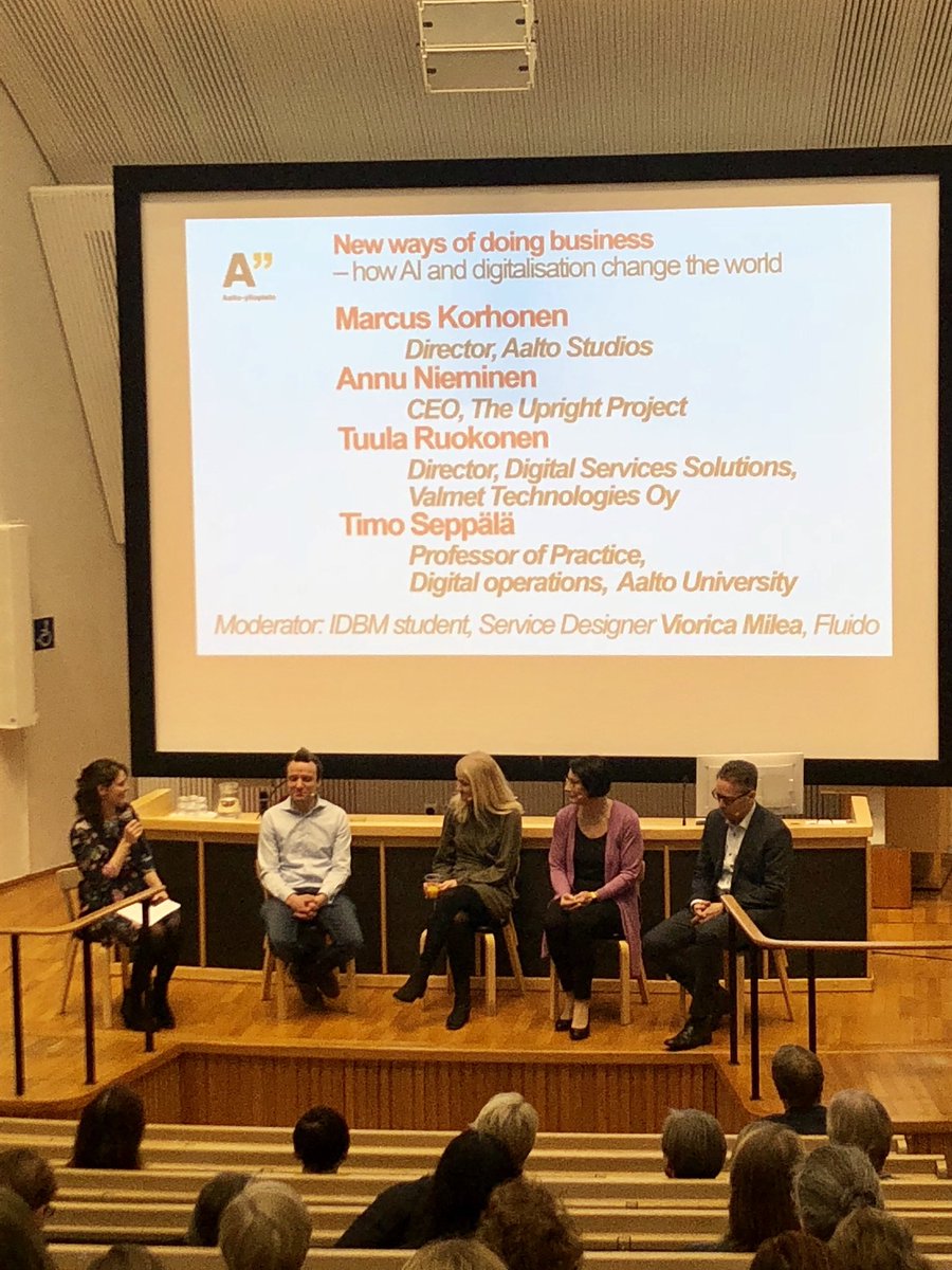 TuuliPaivi's tweet image. Ajattelua avartamassa perinteisessä naistenpäivän seminaarissa @AaltoUniversity.  #aaltoalumni #digitalization #newwaysofdoingbusiness