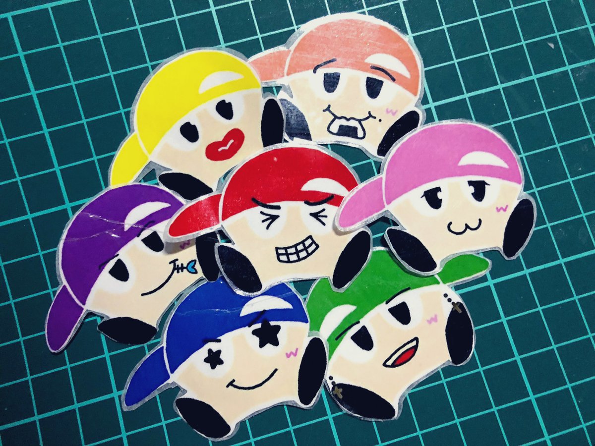 jskt000's tweet photo. うちわも作り終えて暇だから、こんなシール作って遊んでる。奴可愛い。 https://t.co/1LZMQIcg2i