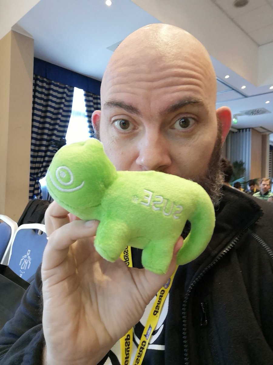 marcoalbarelli's tweet image. Best gadget in years  #suselinux #idi2019