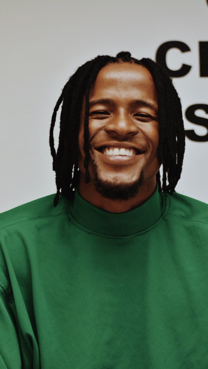 anelematomela's tweet image. So I’ve always wanted my teeth to cop a feature in one of these toothpaste ads 🦷 .. @colgate #colgatesmile @acquafresh @Sensodyne_US what’s good 🤔... I’m available if the bag is right 💴🧳.