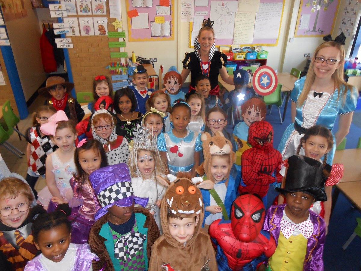 Some of the fantastic outfits for World Book Day, our children enjoying the day 📚📚#WorldBookDay2019