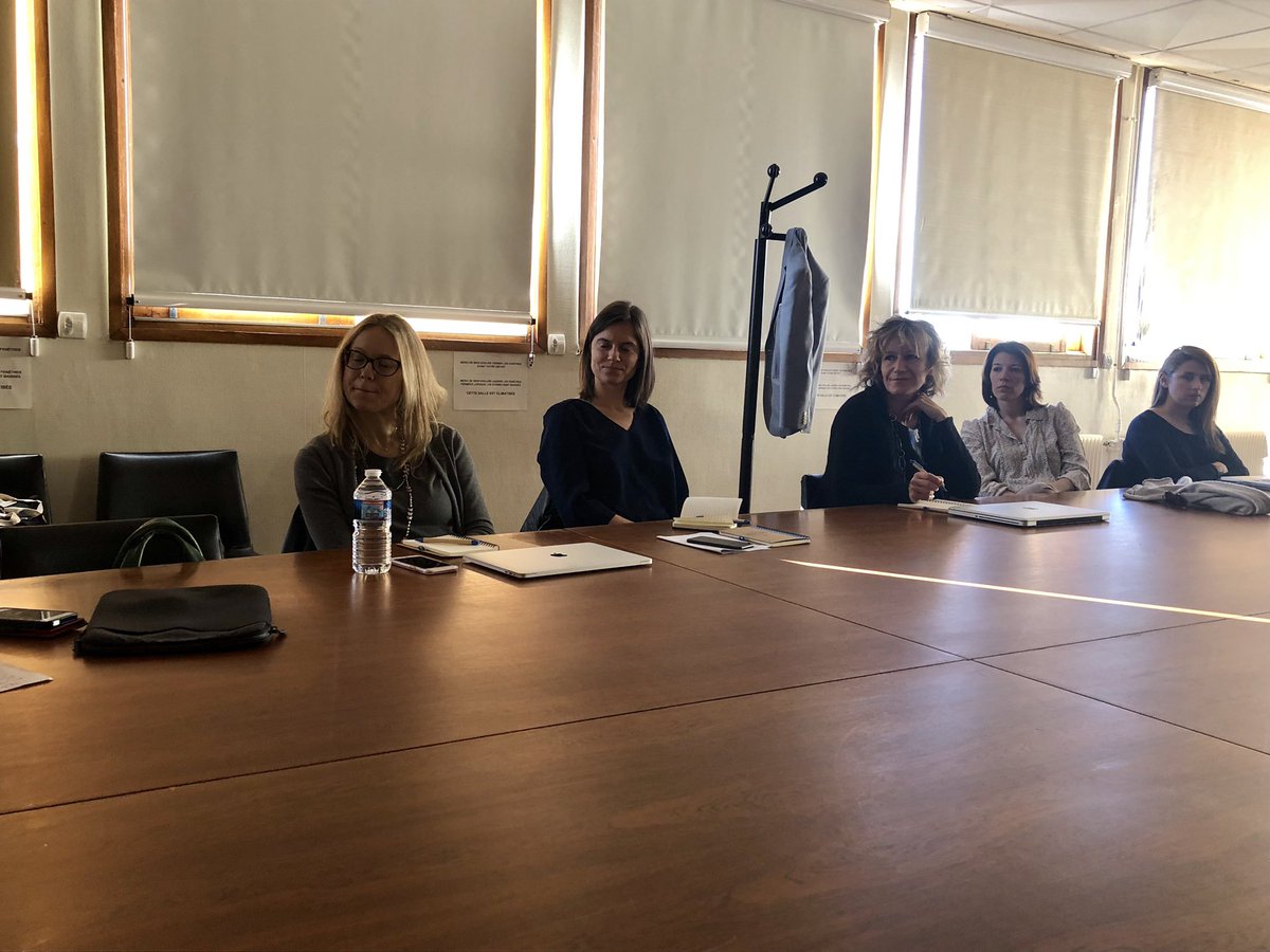 DL4Torg's tweet photo. Lancement de la journée Femmes & #DeepLaw en l’honneur du Pr. Laurence Boy.
Comme le rappelle @TellerMarina il ne s’agit pas d’une journée militante. Il y a derrière la faible représentation féminine dans les #deeptech de véritables enjeux juridiques. https://t.co/catuCD2MN6