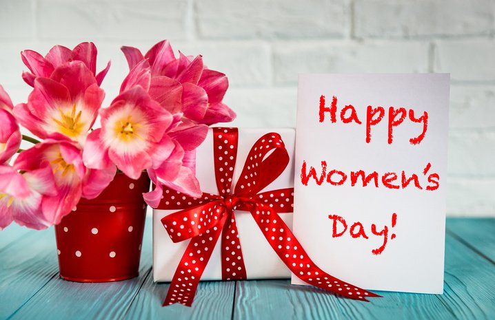 Smolensk_live's tweet photo. Happy Women's Day! 😍💐💞#8March https://t.co/MX2coFYckC