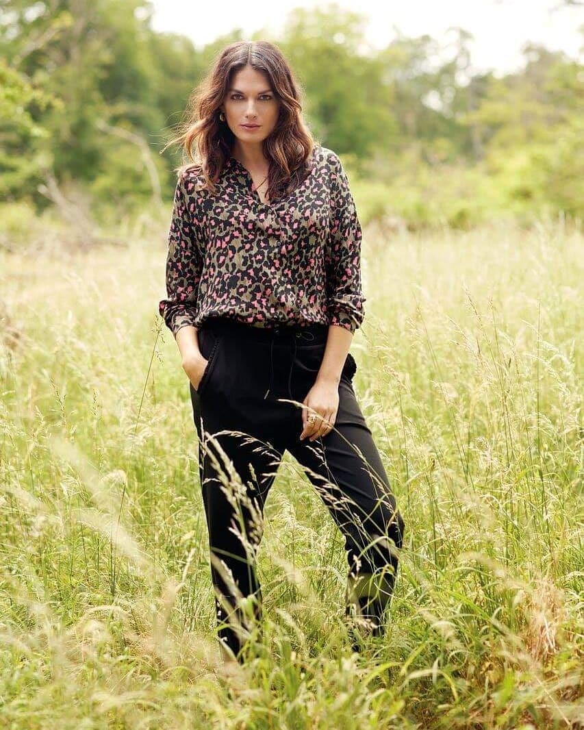 CheapyJeans's tweet image. Nieuw van binnen #Soyaconcept 😀 deze mooie zwarte broek met bijpassende print blouse!! 

Verkrijgbaar in de maten S t/m XXL ..

#Cheapy #Rolde #Cheapyjeans 
#Hoofdstraat26