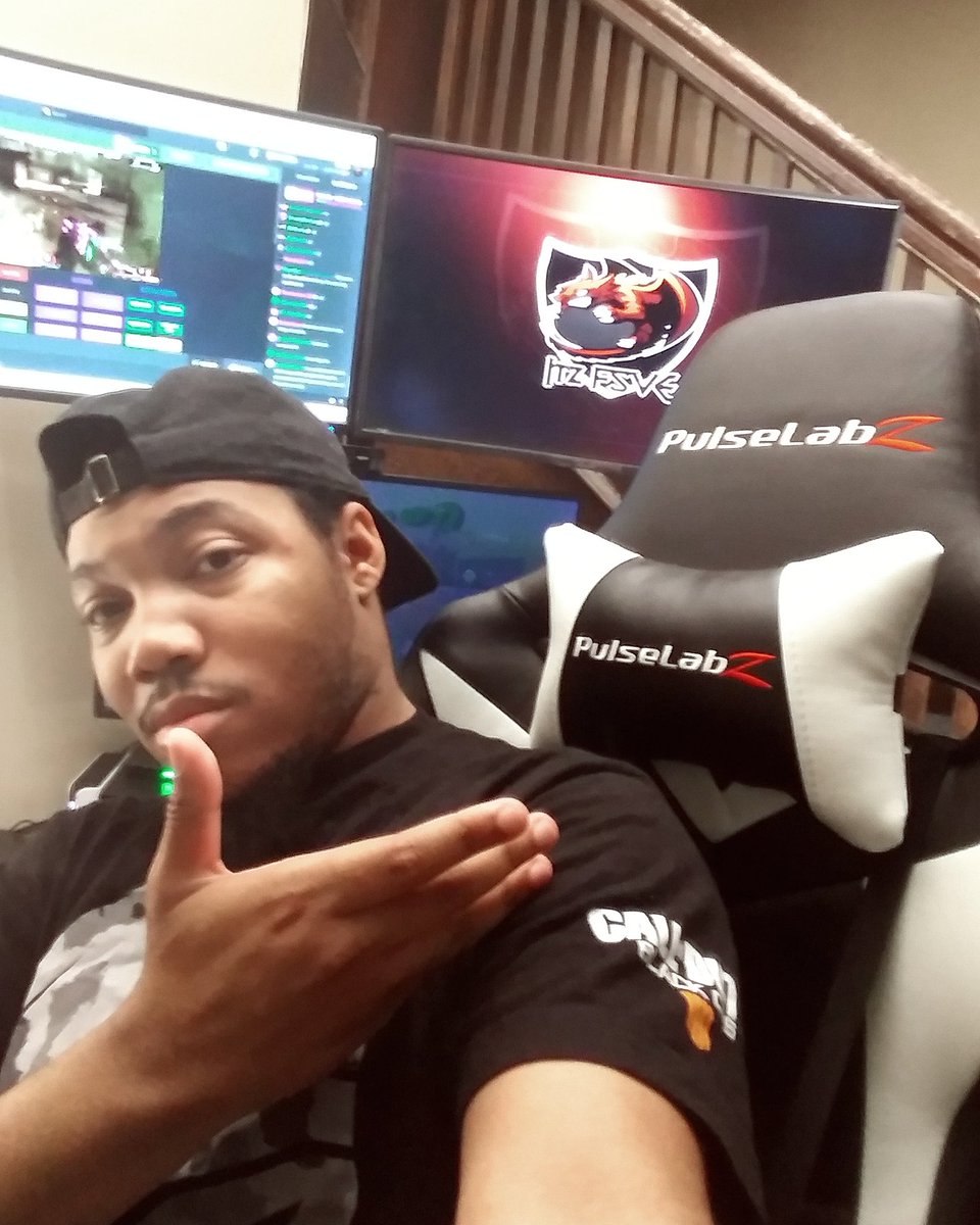 ItzF5VE's tweet image. IG saw it first. @PulseLabz said it was the one.....AND THESE CHAIRS ARE THEE COMFIEST CHAIRS PERIODT!!! #IsaidWhatIsaid #PulseLabzPartner