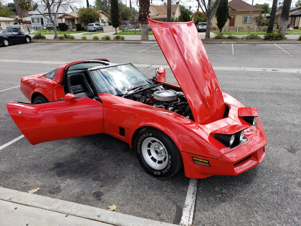 AziziGibson's tweet photo. I bought a car earlier today 🏎 https://t.co/7djfBbQH9R