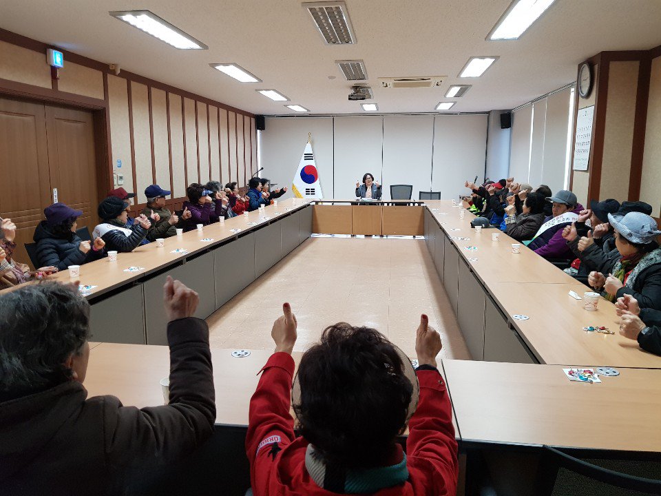 신선아 tweet media