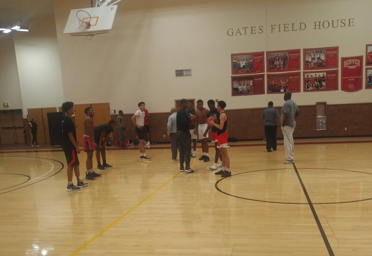 BallFever_CO_Tr's tweet photo. Mr Big Shot putting that work in with an Elite group of young man from all corners of the state! 

#AcademyStrong We comin different #CBEBA 

Soak it up young men...please SOAK IT UP! https://t.co/uRFM1hzXRy