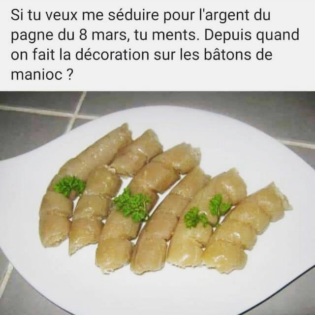 mafaimetmoi's tweet photo. L'intérêt augmente l'imagination 😭😂😂😂😂 #bonnefete  #femmealhonneur  #pagne  #08mars  #justepourrire 
@mafaimetmoi 💝 https://t.co/t4WGgA77pr