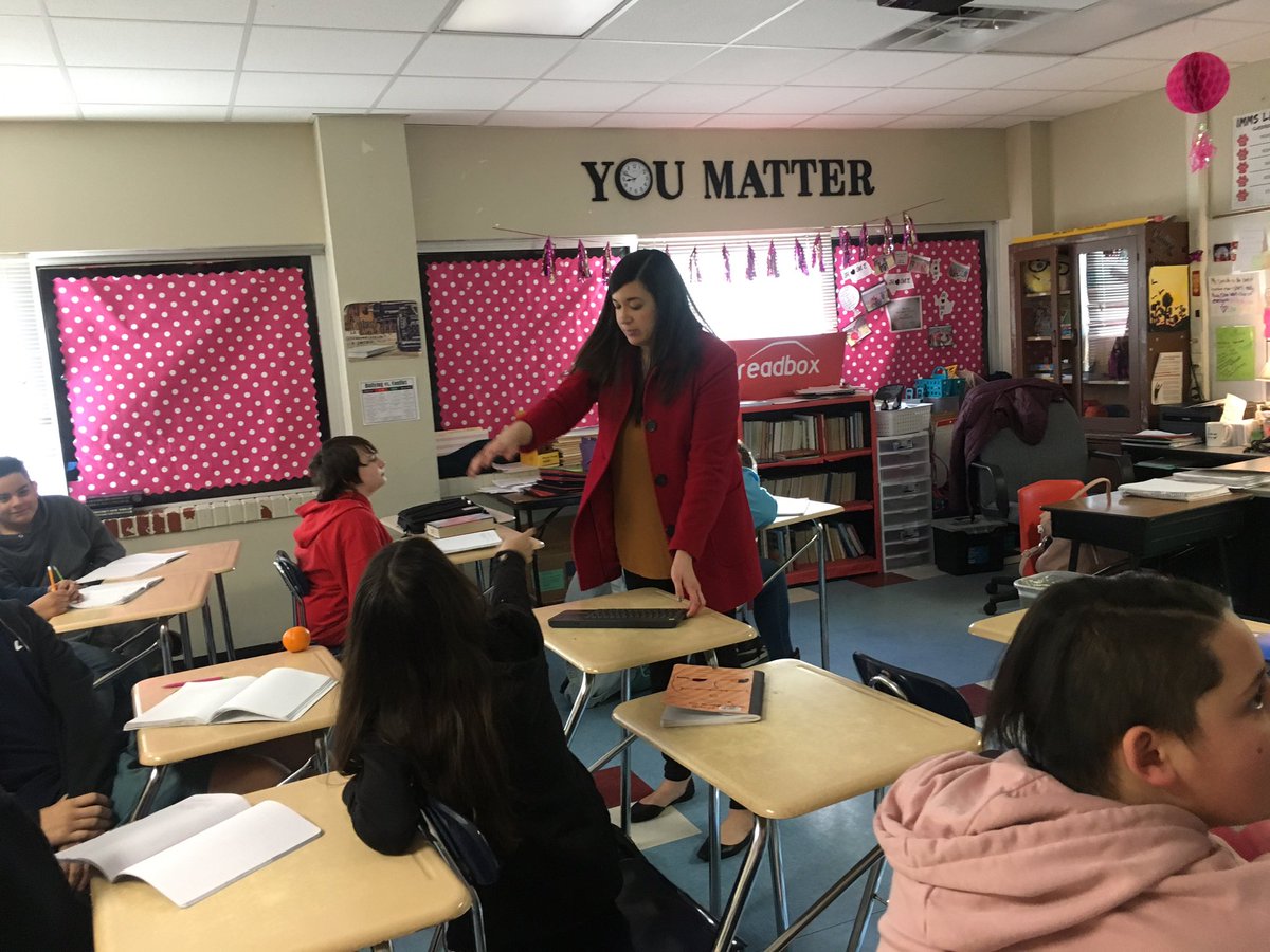 mrssmithwriter's tweet photo. It’s been a true privilege to have @TylerCISD in my classroom this week. What a brilliant and passionate educator! https://t.co/byrZpj9DlZ