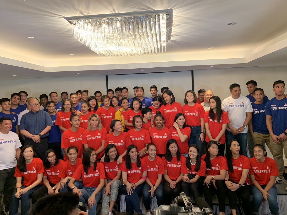lizanne_927's tweet photo. Your Philippine Volleyball National Team🇵🇭
#Sambansa https://t.co/uoEqCSE7UE