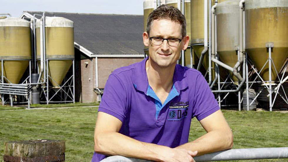 VarkensTweet's tweet image. Zwitserse varkenshouders doodziek van hoge welzijnseisen: consument koopt vlees over de grens | Pigbusiness.nl goo.gl/BFV8Jg