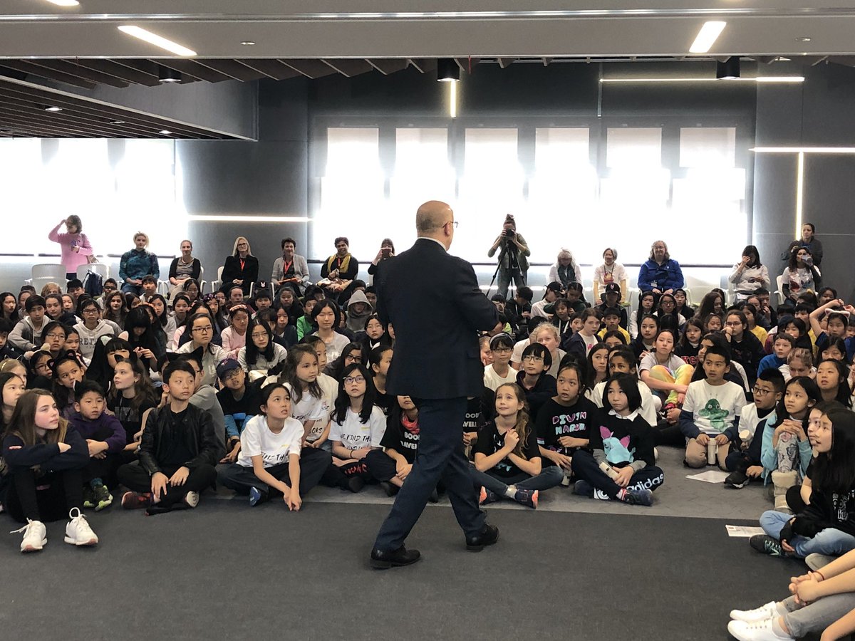 BoninUSC's tweet photo. Head of School Marcel Gauthier for the official ribbon cutting of our @SASchina Puxi Library (The Hub). In attendance, 250 students of Shanghai region schools visiting for the battle of the books. This makes our librarian Marie happy! https://t.co/iBHQw5ph8R