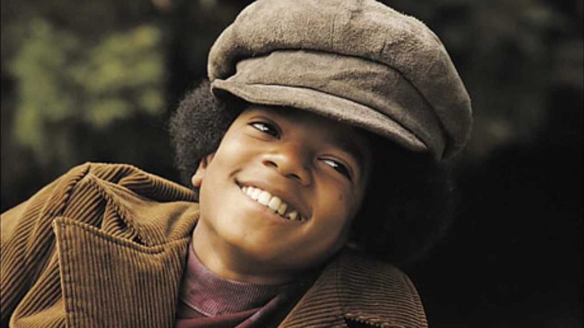 IntFilmCritique's tweet photo. #LeavingNeverland is an extremely one-sided, fictional mockumentary WITHOUT a shred of evidence. A culmination of a 26 year witchhunt to destroy &amp; defraud #MichaelJackson. A quintessential #MeToo propaganda. Shame on all of you! And @Oprah, shut the fuck up! Hipocrite. #MuteOprah https://t.co/p3TvjI4auI