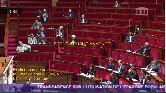 attac_fr's tweet photo. Cette nuit les (rares) députés LREM (présents) ont vidé de son sens la proposition de loi d'@ElsaFaucillon et ont adopté une version tellement édulcorée que les initiateurs du texte se sont abstenus.

La majorité bloque toute mesure contraignante et préfère les touts petits pas. https://t.co/fCYREPxQXr