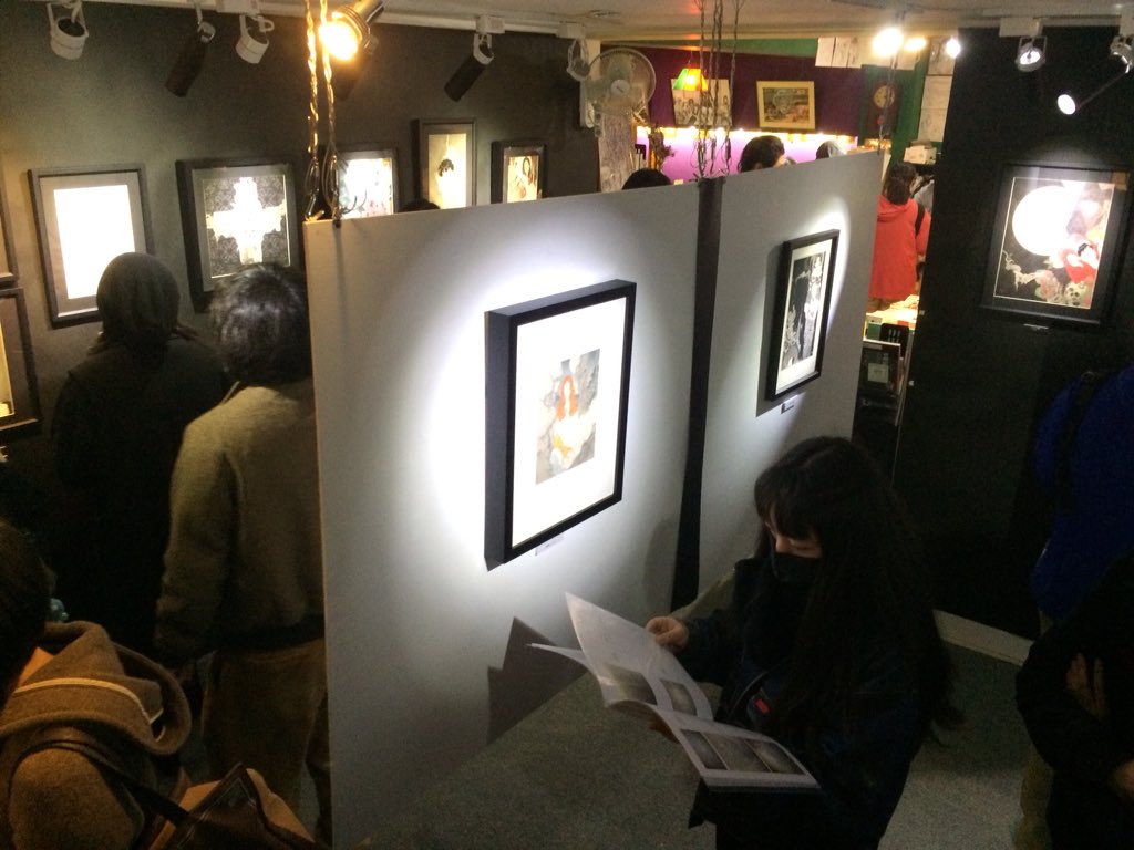 Mangasick Auf Twitter 山本タカト台湾個展 Nosferatu オープンいたしました 生憎の天気にもかかわらず 大盛況です Mangasick Auf Twitter 山本タカト台湾個展 Nosferatu オープンいたしました 生憎の天気にもかかわらず 大盛況です
