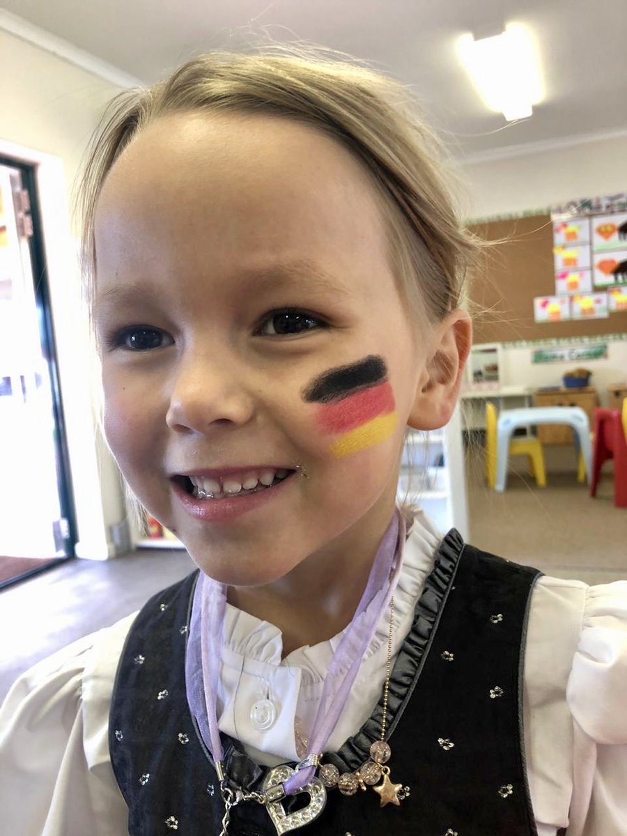 BridgeHouseSchl's tweet photo. FOUNDERS’ DAY
...
Getting ready for the parade of 41 nations represented at Bridge House. Bring your difference. You belong!
...
#foundersday #proudlybridgehouse #bridgehousebirthday #24yearsold #bringyourdifference #youbelong https://t.co/WxCrEcLYKy