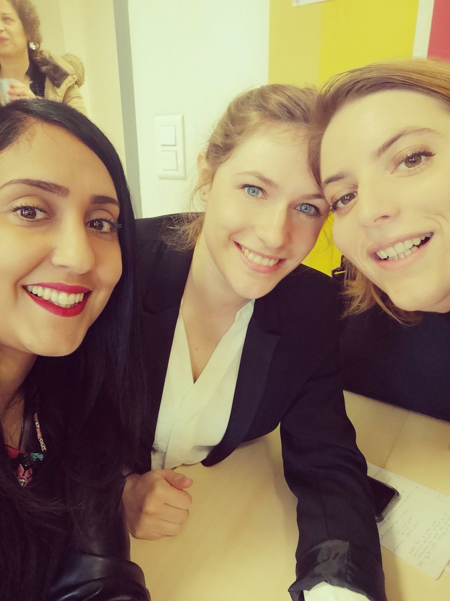 Lanaelbettioui's tweet photo. Représentation 100% féminine pour cette nouvelle mouture ITB management. C'est parti pour la première étape de l'oral d'un long challenge de 2ans.Merci à tous pour votre soutien. #BDDFOPS #GPACGSO #bnpparibas @ValerieFayet @xkressmann @jeauffroy 😉👍👌 https://t.co/KtgHBX9fTg