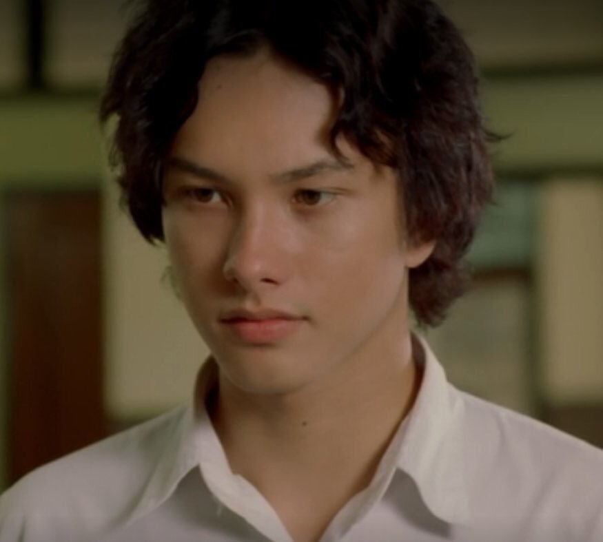 afifmun_im's tweet photo. @WatchmenID #TimDilan                       #TimRangga
Retweet                             Like https://t.co/S46y5zi8EH