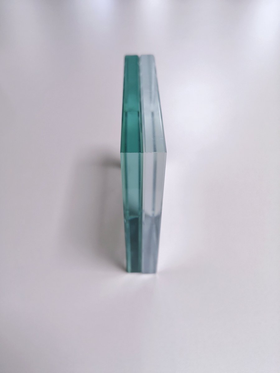 Did you know, that we have both Clear &amp; Ultra Clear glass where the green-tinged iron has been removed? #tsltips #showerglass