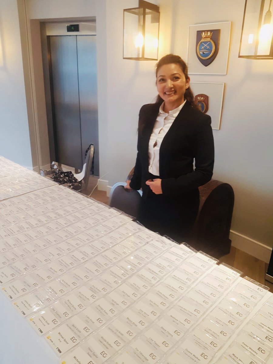 EventHosts's tweet photo. Our lovely multilingual hostess Nanuka assisting at Southampton Question Time @Southampton_HH #Hostess #ConferenceStaff #ConferenceHostess #Registration #EventSupport #Staffing #Congress #Conference #MultilingualHostess 

#EventHosts https://t.co/UunVMaulNY