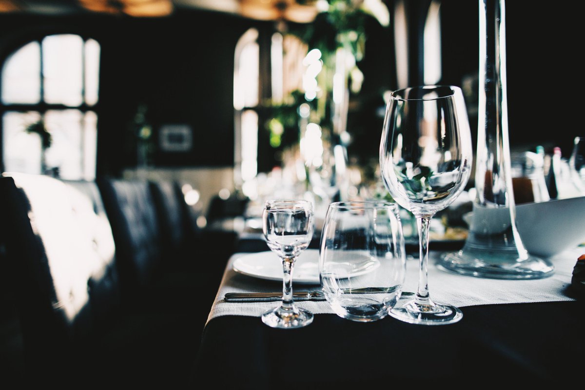 RMGStaffing's tweet photo. Precise table settings adorned to surpass your expectations🍽
⠀⠀⠀⠀⠀
#events #hotels #restaurants #weddings #banquets #charitableevents #charity #formal #luxuryevents #miami #miamievents #tablesetting #Decor #Decoration https://t.co/TDWCPv5XmC