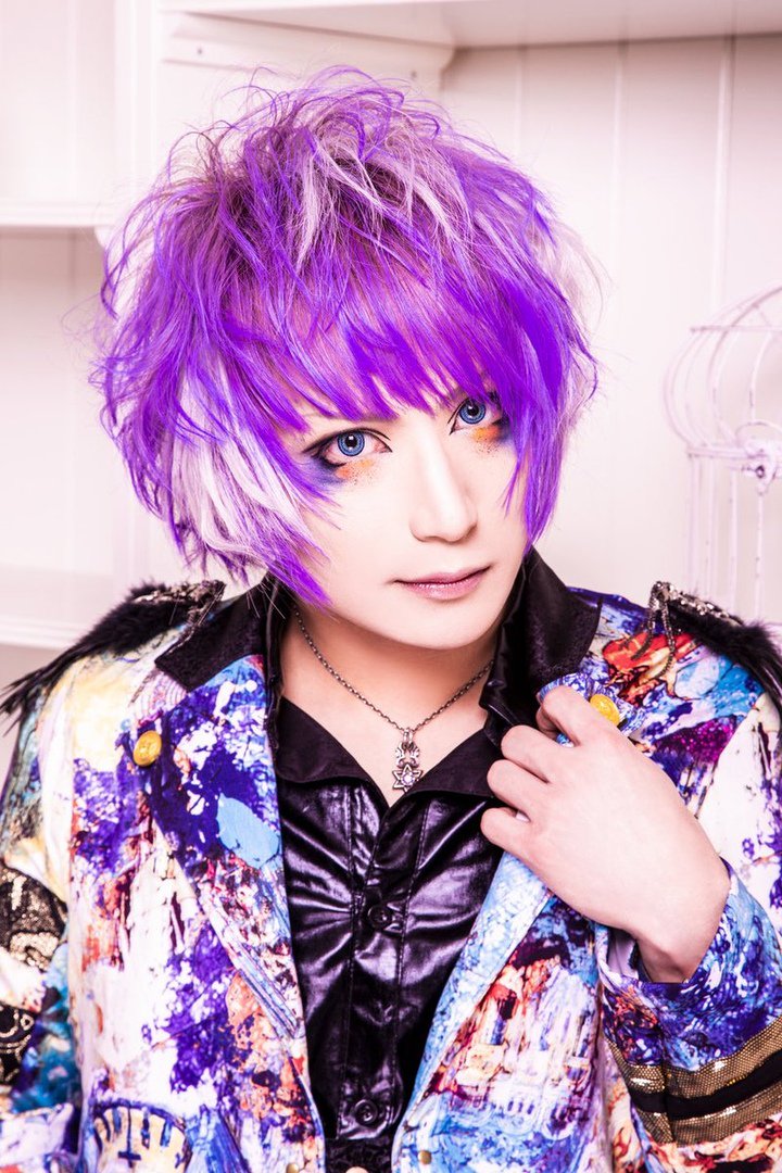 MejiBambi's tweet photo. i.Rias: New look
Vo.Sii
Gt.Hakuyu https://t.co/iVDOawOpfC