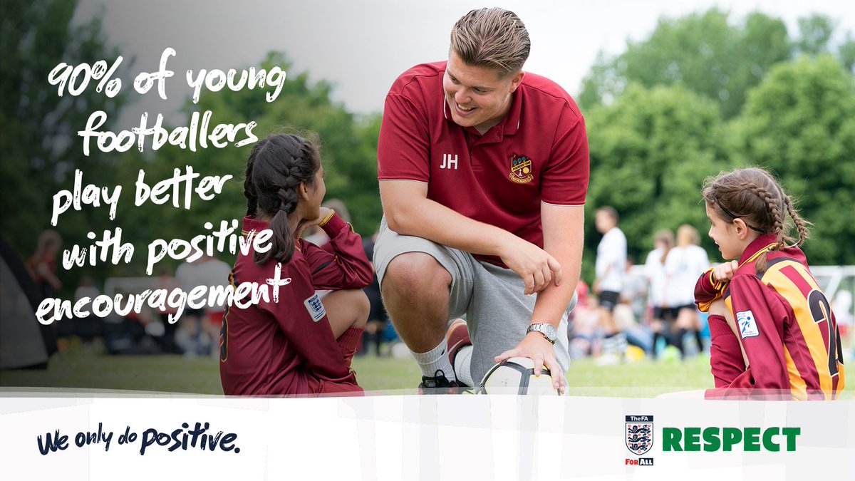 LincolnshireFA's tweet photo. RESPECT | #WeOnlyDoPositive aims to promote and educate coaches and parents on their roles in creating a fun, safe and inclusive environment for young players.

Make sure you play your part from the sidelines this weekend ⚽️ 👍 https://t.co/fU3QOFCgLb