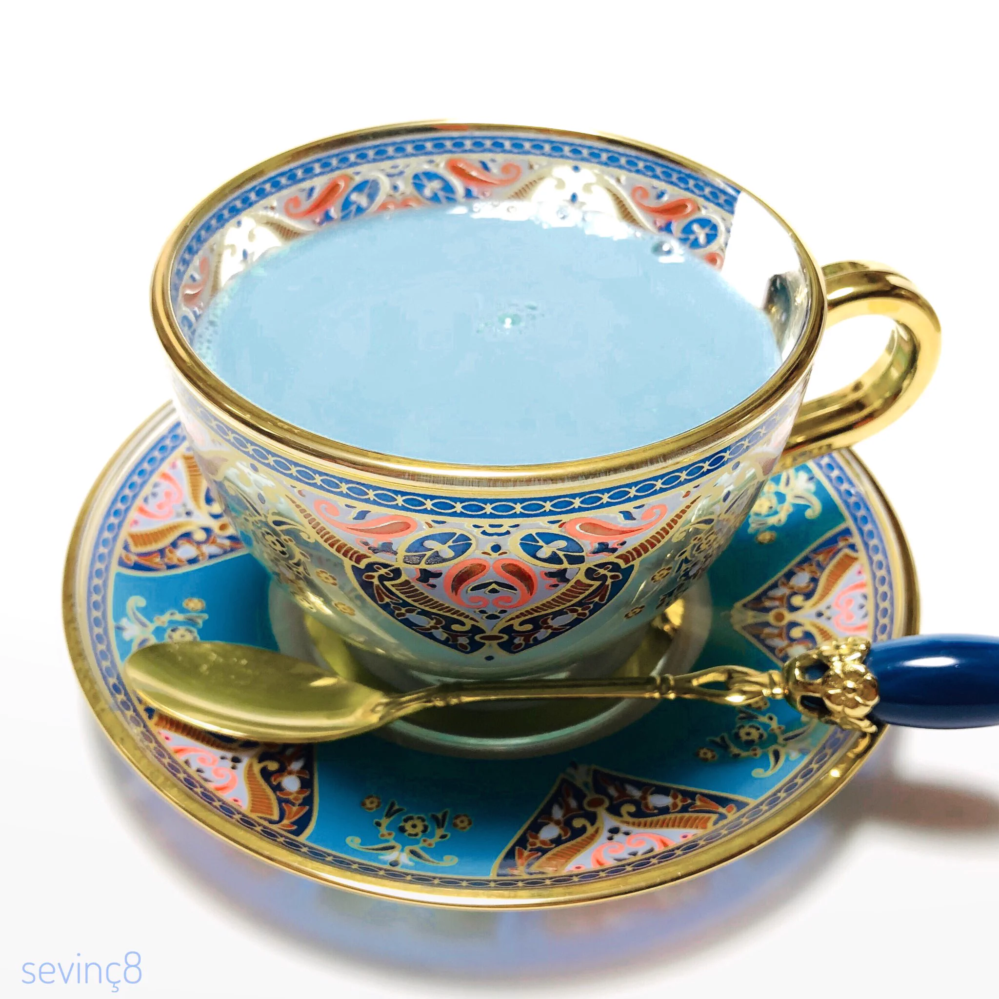 青空ミルクティー！！海外でも流行っているみたい！